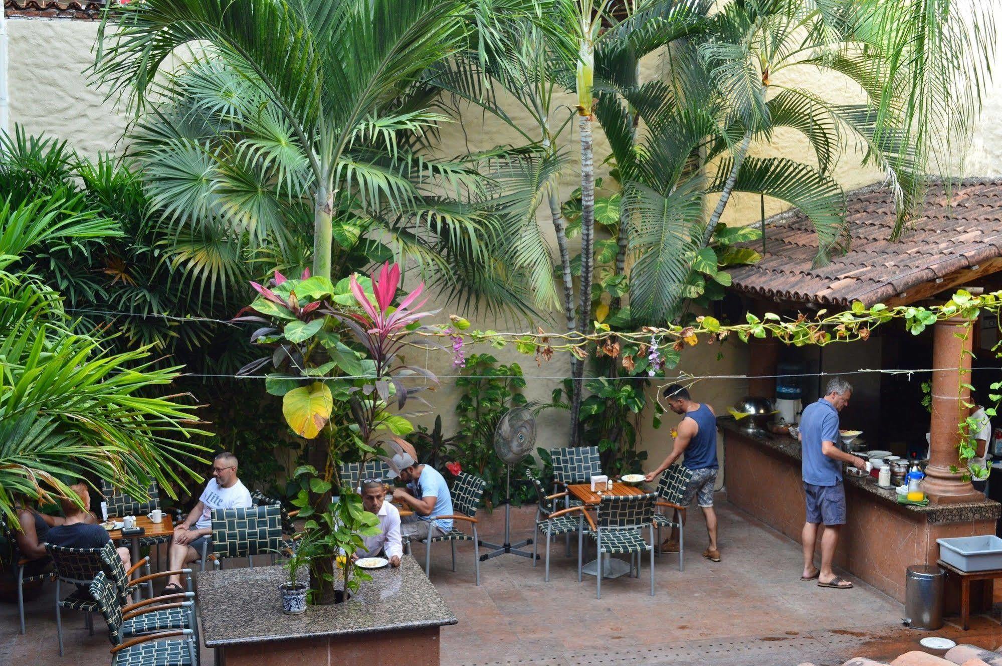 Hotel Mercurio - Gay Friendly Puerto Vallarta Exterior photo